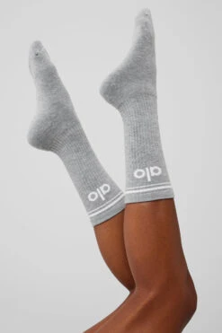 Unisex Throwback Sock - Athletic Heather Grey/White -Alo Yoga Shop A0357U 03320 b1 a3 m76