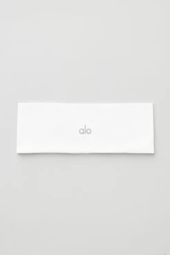 Performance Conquer Headband - White