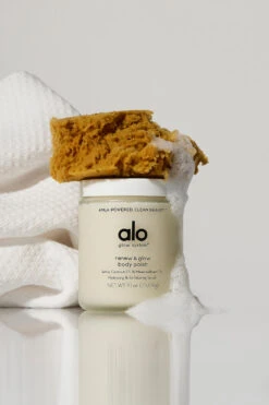 Renew & Glow Body Polish -Alo Yoga Shop B2016F 0001 b2 a3