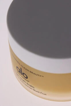 Magic Multi-Balm -Alo Yoga Shop B2018F 0001 b1 a4