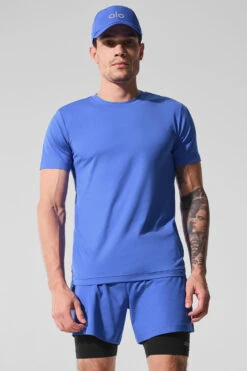 Conquer Reform Crewneck Short Sleeve - Marathon Blue -Alo Yoga Shop M1205R 06037 b1 s1 a005 1 m214