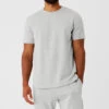 Chill Short Sleeve - Athletic Heather Grey -Alo Yoga Shop M1221R 02910 b1 s3 a1 1 m93