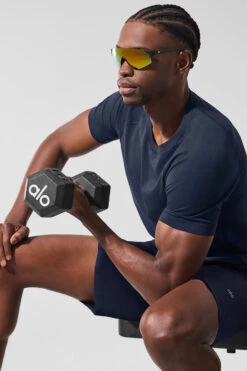 Alo Vapor Crewneck Short Sleeve - Navy 10 Alo Vapor Crewneck Short Sleeve - Navy -Alo Yoga Shop M1228R 03842 b1 s1 a3 1 m221