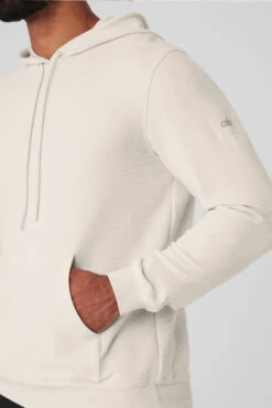 Micro Waffle Fast Break Hoodie - Bone -Alo Yoga Shop M3164R 03040 b1 s3 a4 1 m93