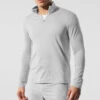 Conquer 1/4 Zip Reform Long Sleeve - Athletic Heather Grey 2 Conquer 1/4 Zip Reform Long Sleeve - Athletic Heather Grey -Alo Yoga Shop M3193R 02910 b1 s1 a1 1 m198