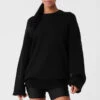 Scholar Crew Neck Sweater - Black -Alo Yoga Shop M3224R 01 b1 s1 a1 1 m18