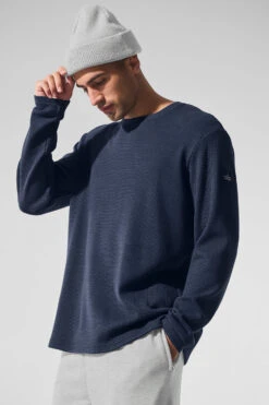 Elevate Waffle Long Sleeve Crew - Navy -Alo Yoga Shop M3265R 03842 b1 s3 a2 m180