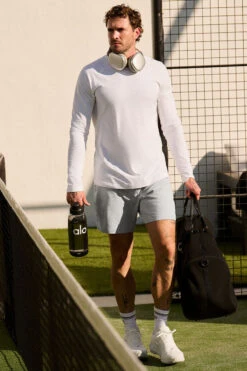 Alo Vapor Crewneck Long Sleeve - White 13 Alo Vapor Crewneck Long Sleeve - White -Alo Yoga Shop M3266R 00 b2 s1 a1 1 m232