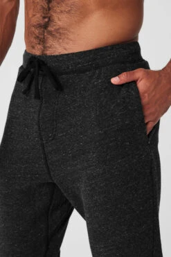 The Triumph Sweatpant - Charcoal Black Triblend -Alo Yoga Shop M5079R 01501 b1 s3 a4 1 m93 9f0acc76 2146 45c2 9ee4 e99428c5e228