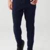 The Triumph Sweatpant - Navy -Alo Yoga Shop M5079R 03842 b1 s3 a1 1 m108