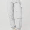 Torrent Track Sweatpant - Titanium -Alo Yoga Shop M5097R 013202 b1 s1 a1 1 m89