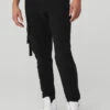 Streetside Sweatpant - Black 2 Streetside Sweatpant - Black -Alo Yoga Shop M5111R 01 b1 s3 a1 1 m92