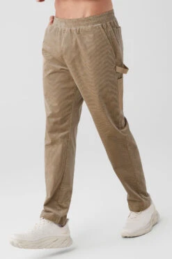 Corduroy District Sweatpant - Gravel -Alo Yoga Shop M5139R 01347 b1 s3 a3 1 m108