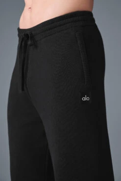 Scholar Straight Leg Sweatpant - Black 9 Scholar Straight Leg Sweatpant - Black -Alo Yoga Shop M5171R 01 b1 s1 a4 1 m214