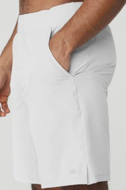 9" Repetition Short - Titanium -Alo Yoga Shop M6096R 01320 b1 s3 a4 1 m93