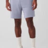 Chill Short - Fog -Alo Yoga Shop M6122R 05143 b1 s3 a1 1 m93