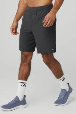 9" Repetition Short - Anthracite -Alo Yoga Shop M6129R 02125 b1 s3 a3 1 m93 83290bc4 9709 4fa3 94f2 da48f07edd3f