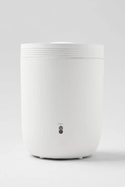 Aura Diffuser - White -Alo Yoga Shop N7001D 00 b1 a2 2b67c90e 236a 49f6 afa6 5cf3033ba4cc