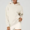 Renown Heavy Weight Hoodie - Bone -Alo Yoga Shop U3013R 03040 b1 s1 a1 1 m18