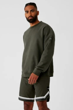 Renown Heavy Weight Crew Neck Pullover - Stealth Green 7 Renown Heavy Weight Crew Neck Pullover - Stealth Green -Alo Yoga Shop U3014R 04672 b1 s3 a2 1 m93 8abe0700 2bf3 42c8 8fea aab9f226d5e4