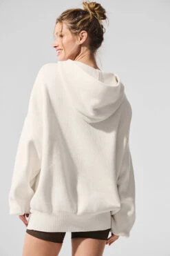 Scholar Hooded Sweater - Ivory 8 Scholar Hooded Sweater - Ivory -Alo Yoga Shop U3026R 03299 b1 s1 a2 1 m91