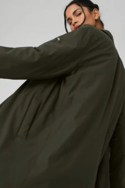 Signature Overcoat - Stealth Green -Alo Yoga Shop U4010R 04672 b1 s1 a5 1 m18