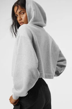 Bae Hoodie - Athletic Heather Grey 8 Bae Hoodie - Athletic Heather Grey -Alo Yoga Shop W3814R 02910 b1 s1 a3 1 m18 420713e1 1403 44c2 afea ad0a7e64b6d5