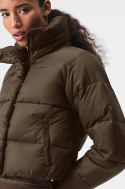 Gold Rush Puffer - Espresso 9 Gold Rush Puffer - Espresso -Alo Yoga Shop W4380R 04064 b1 s1 a4 1 m205