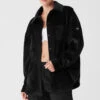 Ribbed Velour Mountain Side Shacket - Black -Alo Yoga Shop W4468R 01 b1 s1 a1 1 m89