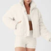 Sherpa Snow Angel Puffer - Ivory -Alo Yoga Shop W4473R 03299 b1 s1 a1 1 m89
