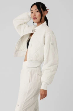 Snowrider Puffer Jacket - Ivory -Alo Yoga Shop W4535R 03299 b1 s1 a3 1 m54