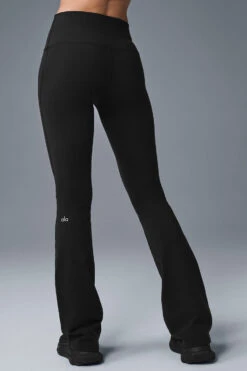 Airbrush High-Waist 7/8 Bootcut Legging - Black -Alo Yoga Shop W51119R 01 b1 s1 a3 1 m224