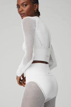 Seamless High-Waist 7/8 Limitless Open Air Legging - White -Alo Yoga Shop W51132R 00 b1 s1 a5 1 m100