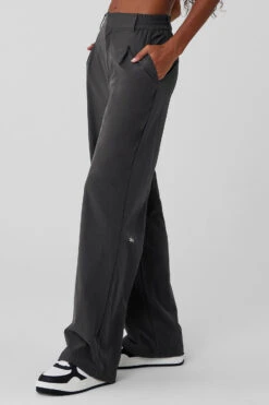 High-Waist Pursuit Trouser - Anthracite -Alo Yoga Shop W51208R 02125 b1 s1 a3 1 m76
