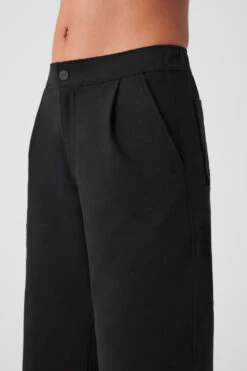 Road Trip Trouser - Black -Alo Yoga Shop W51342R 01 b1 s1 a4 1 m125