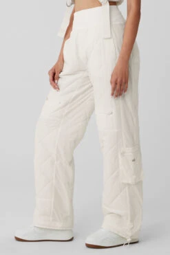 High-Waist Snowrider Puffer Pant - Ivory 9 High-Waist Snowrider Puffer Pant - Ivory -Alo Yoga Shop W51351R 03299 b1 s1 a3 1 m54