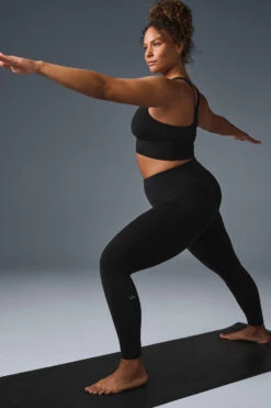 7/8 High-Waist Airbrush Legging - Black -Alo Yoga Shop W5604R 01 b1 s1 a4 1 m182