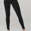 High-Waist Cargo Legging - Black -Alo Yoga Shop W5874R 01 b1 s1 a1 1 m90