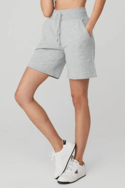 High-Waist Easy Sweat Short - Athletic Heather Grey 8 High-Waist Easy Sweat Short - Athletic Heather Grey -Alo Yoga Shop W6233R 02910 b1 s1 a2 1 m54