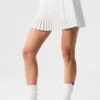 Grand Slam Tennis Skirt - White -Alo Yoga Shop W6289R 00 b1 s1 a2 1 m224