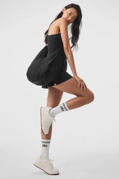 Airbrush Real Dress - Black -Alo Yoga Shop W8190R 01 b1 s1 a5 1 m54