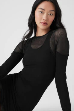 Striped Mesh Synergy Long Sleeve Dress - Black -Alo Yoga Shop W8234R 01 b1 s1 a5 1 m54