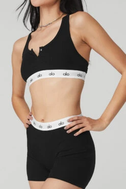 Icon Ribbed Henley Bra - Black -Alo Yoga Shop W9316R 01 b1 s1 a4 1 m54